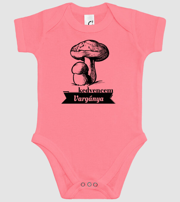  minta rózsaszín pólón